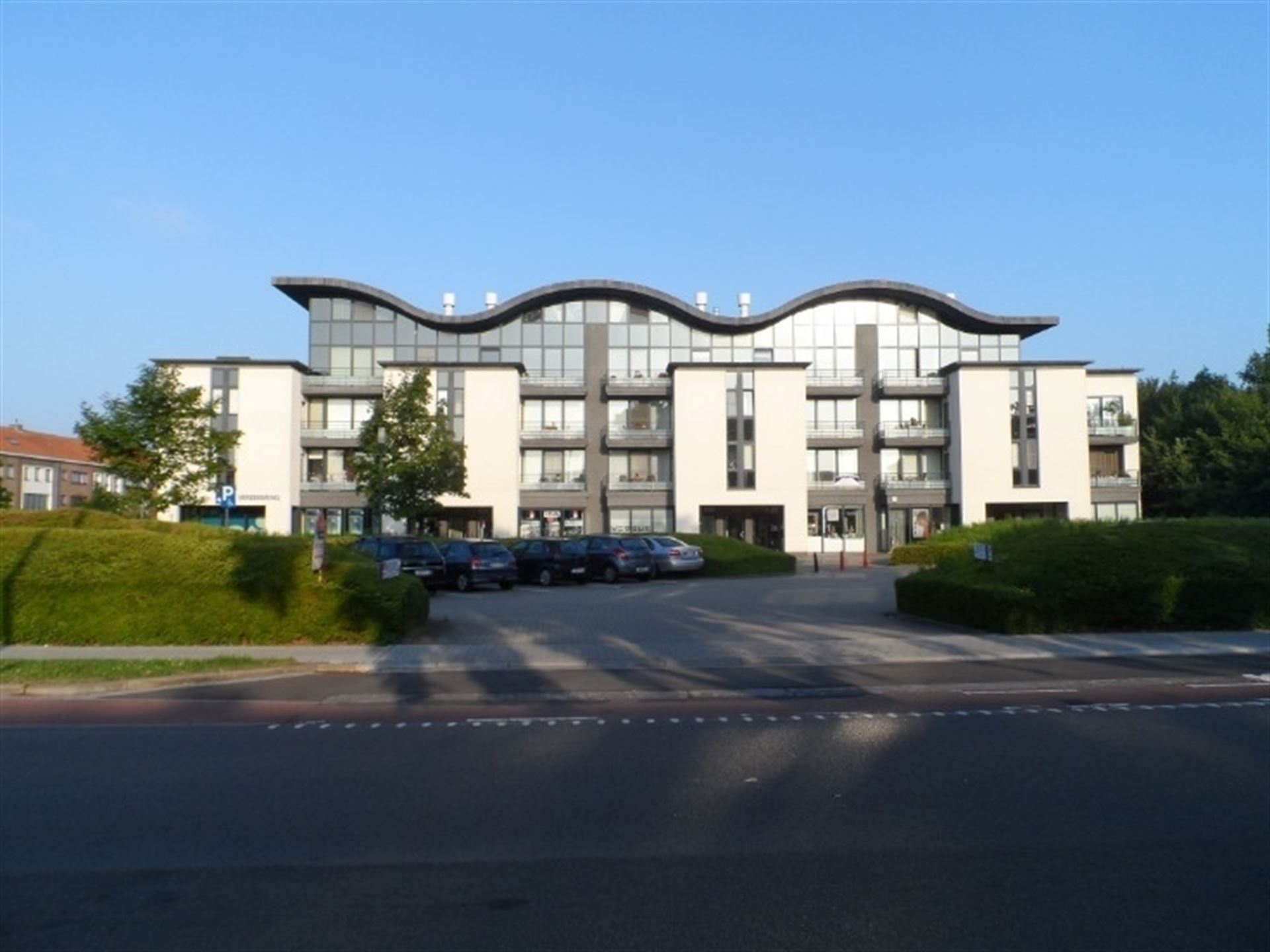 Handelspand te 8310 SINT-KRUIS (België) - Prijs 