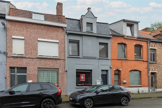 Centraal gelegen woning met tuin en garage