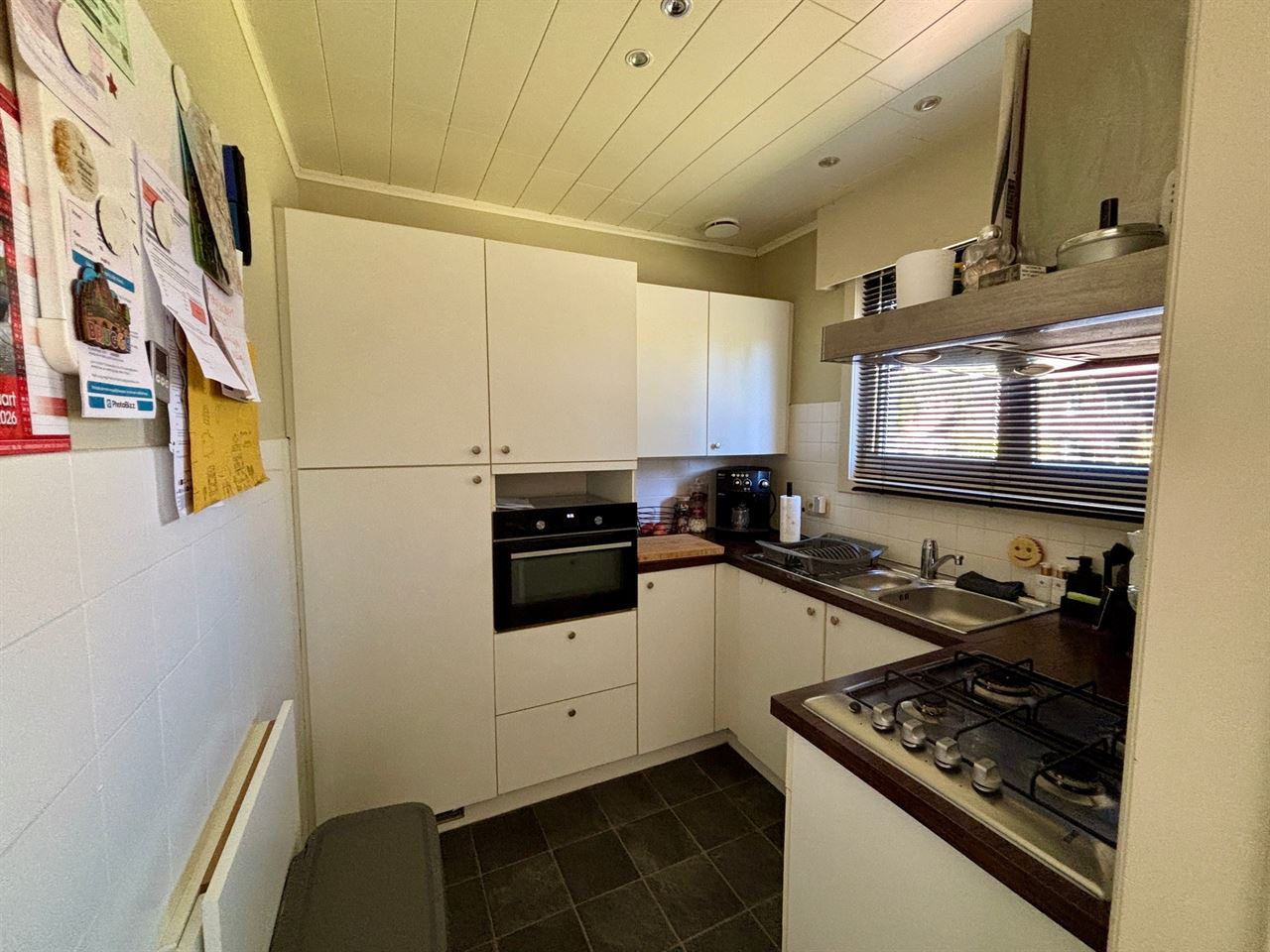 Gelijkvloerse villa met tuin en garage
