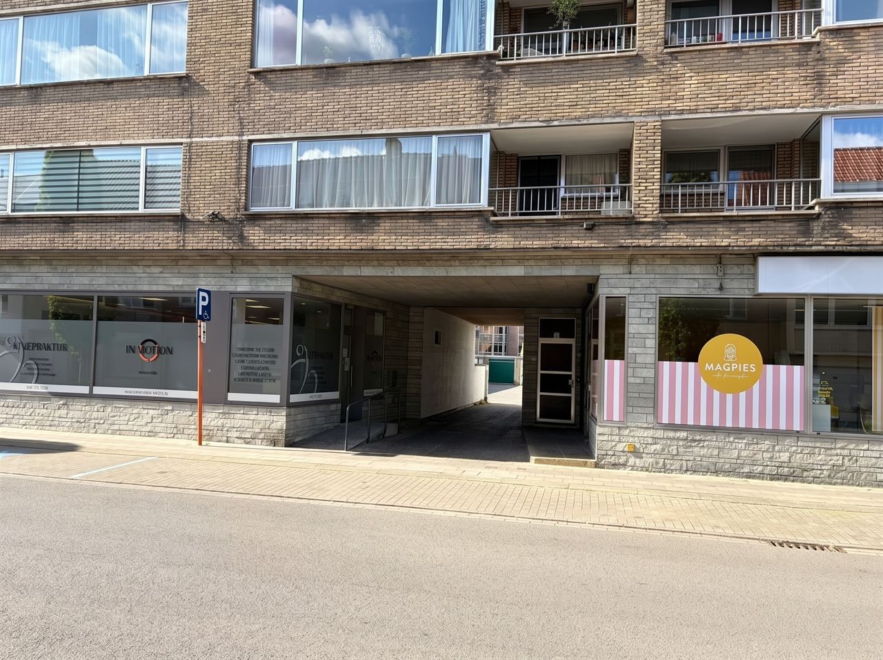 Ruime garagebox (+/-50 m2)