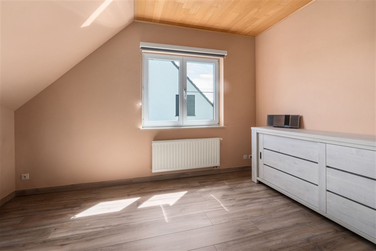 Rustig gelegen woning met tuin en dubbele garage