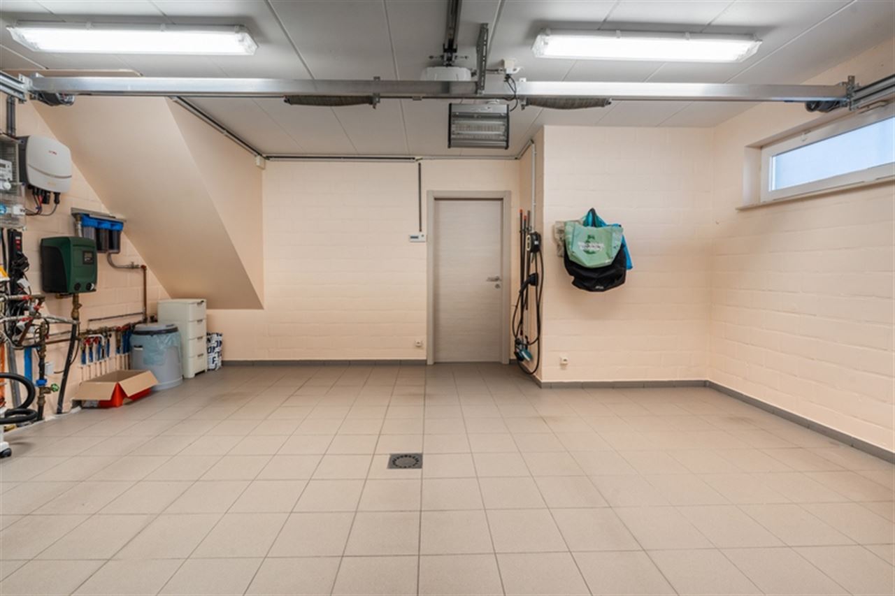 Rustig gelegen woning met tuin en dubbele garage