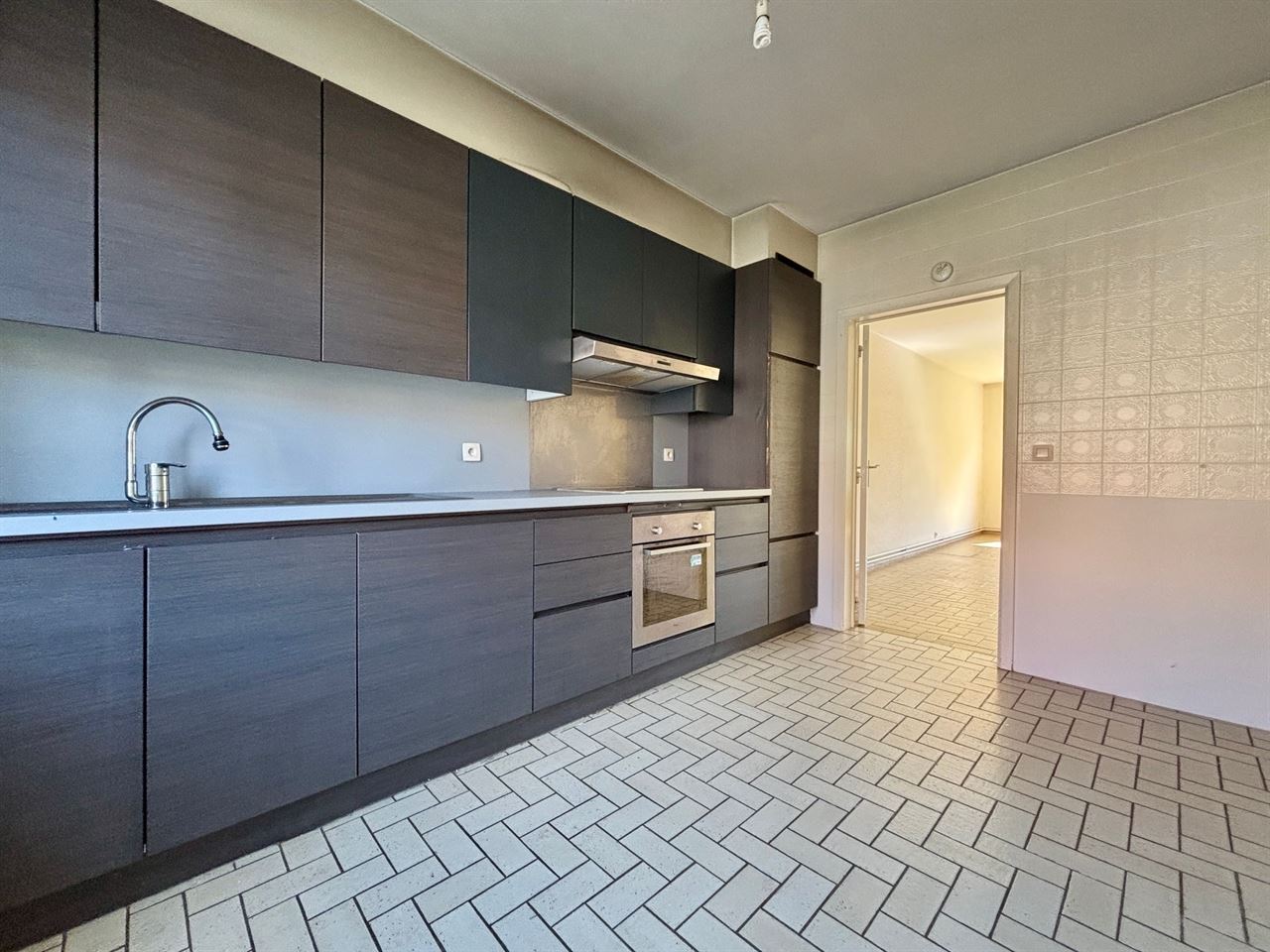 Instapklare rijwoning met 3 slaapkamers, tuin en garage