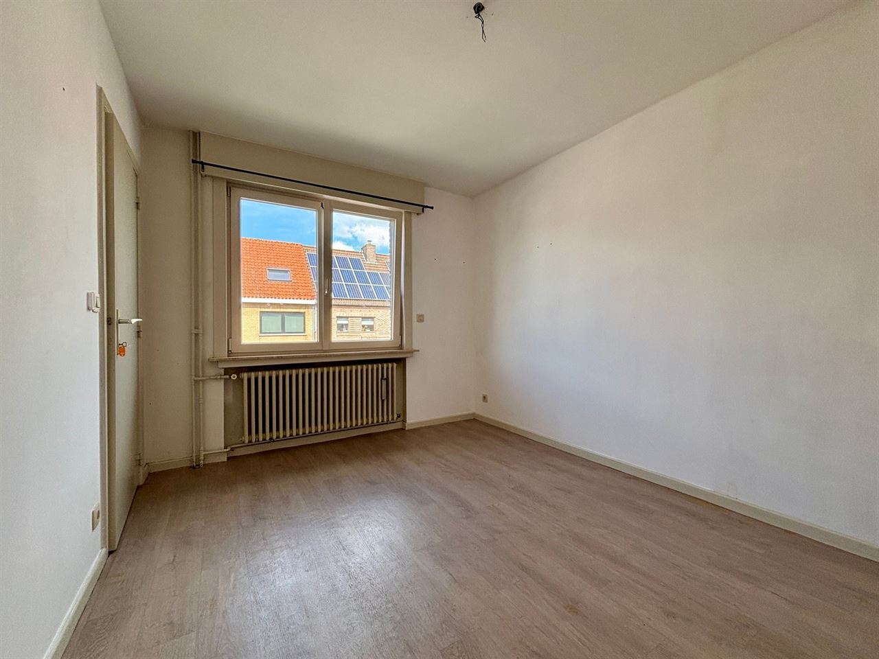 Instapklare rijwoning met 3 slaapkamers, tuin en garage