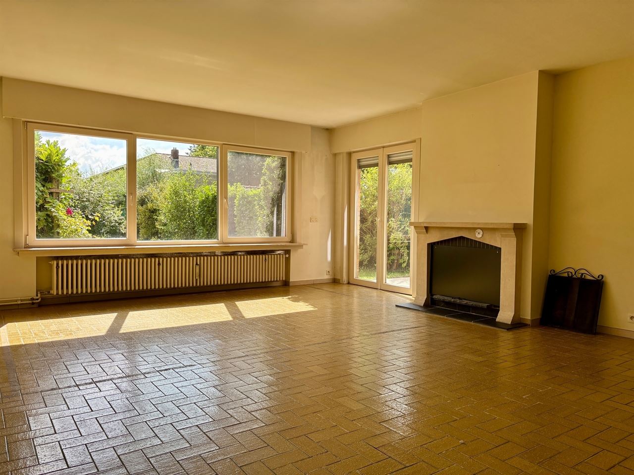 Instapklare rijwoning met 3 slaapkamers, tuin en garage