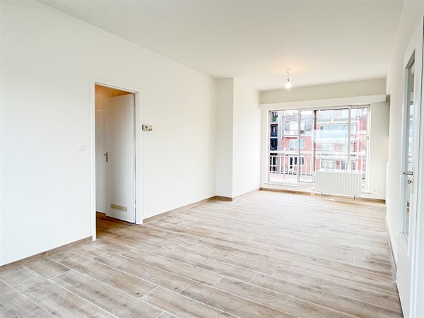 Gerenoveerd Penthouse, twee terrassen, prachtig uitzicht! 