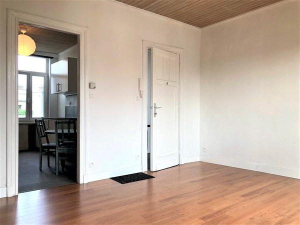 Studio op het Zuid met gerenoveerde badkamer en keuken