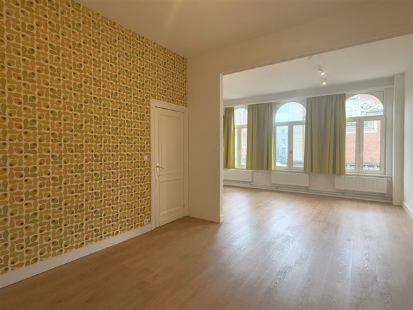 Stijlvol Triplex Appartement met 2 terrassen in Antwerpen!