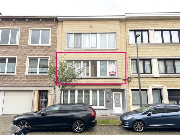 2 slaapkamerappartement nabij verschillende invalswegen!