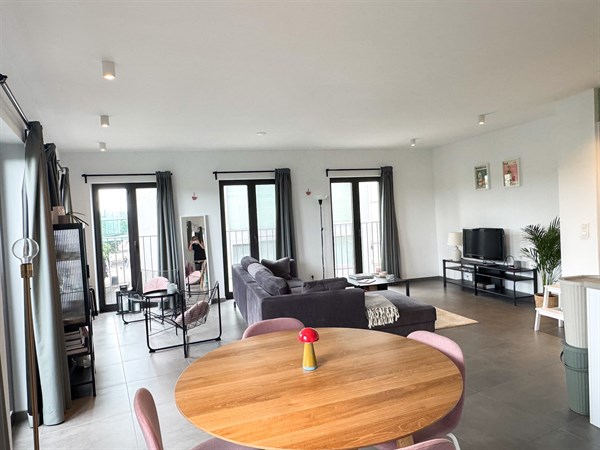 Unieke Loft met Scheldezicht op de Plantinkaai