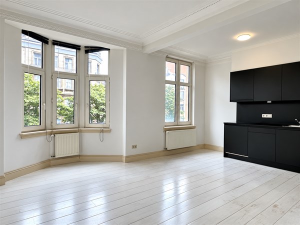 Lichtrijk 1slpk appartrement nabij Zurenborg!