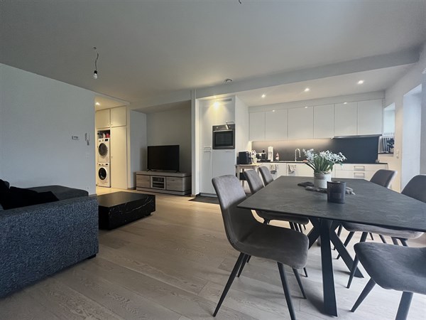 gelijkvloers appartement met 2 slaapkamers en tuin in Antwerpen