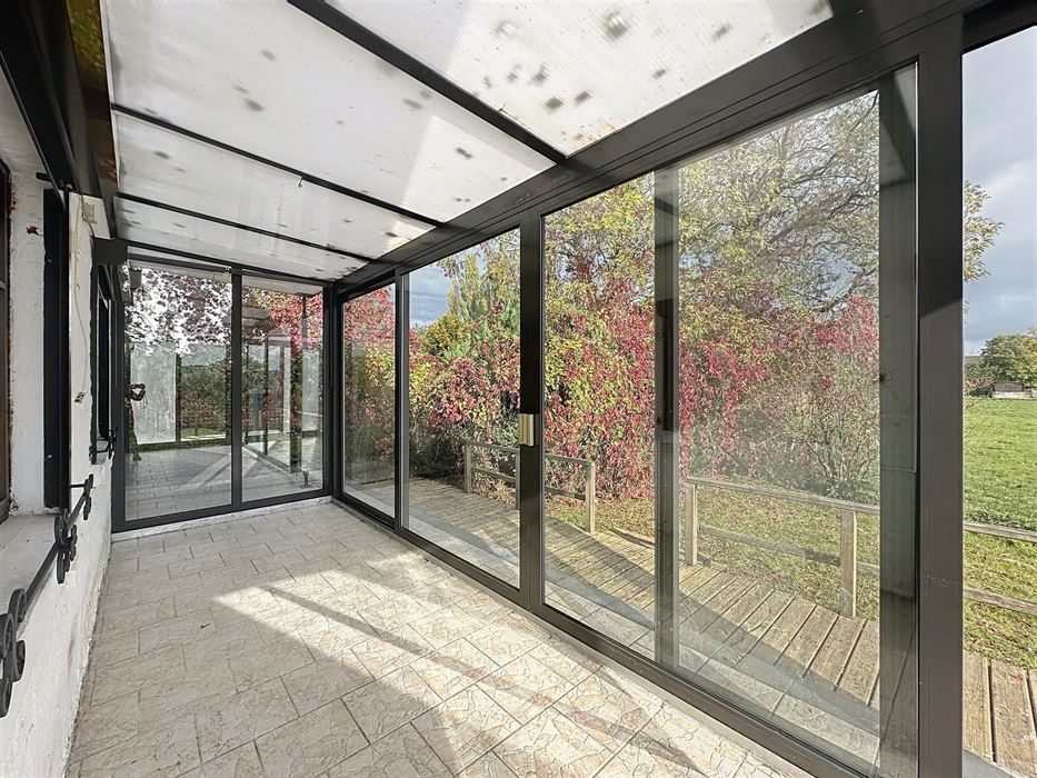 Maison avec 3 garages indépendants