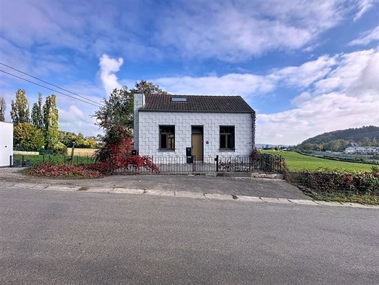 Maison avec 3 garages indépendants