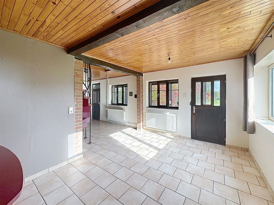Maison avec 3 garages indépendants