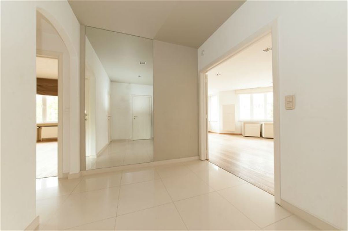 Image 4 : Appartement IN 1050 IXELLES (Belgium) - Price 325.000 €