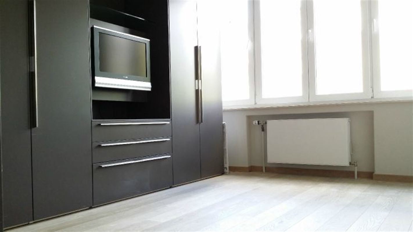 Image 7 : Appartement IN 1050 IXELLES (Belgium) - Price 325.000 €