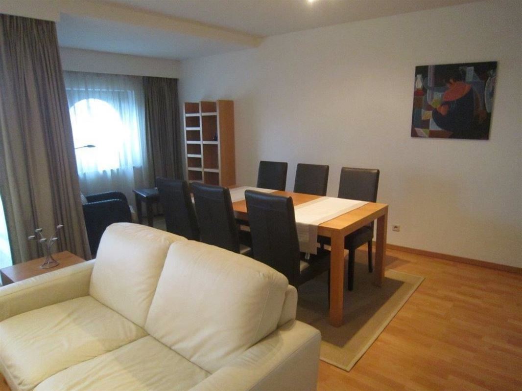 Image 2 : Appartement meublé à 1160 AUDERGHEM (Belgique) - Prix 1.250 €