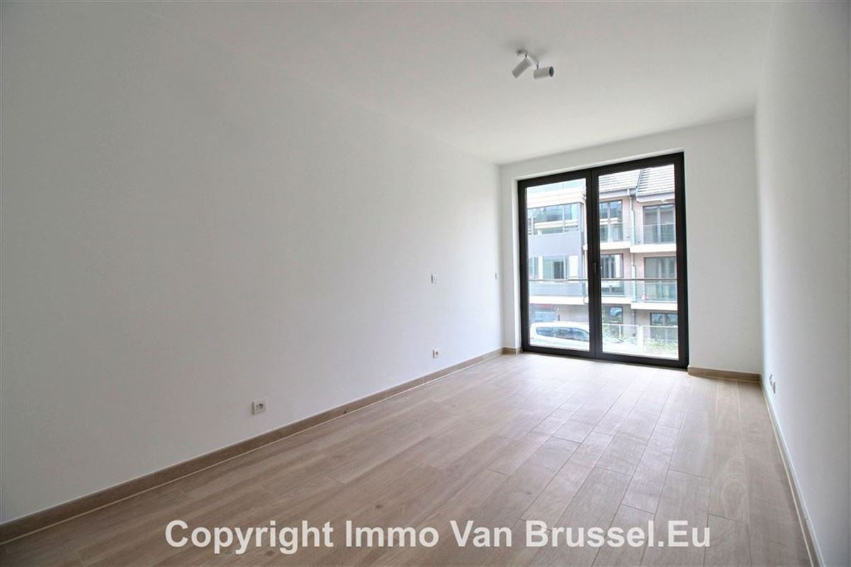 Image 3 : Appartement à 1200 WOLUWE-SAINT-LAMBERT (Belgique) - Prix 1.800 €