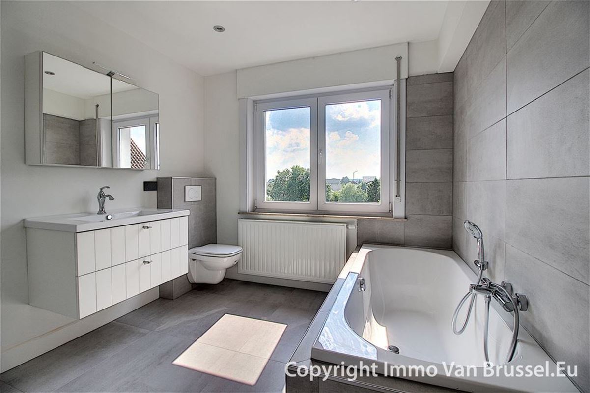 Image 5 : Villa IN 3080 TERVUREN (Belgium) - Price 3.150 €