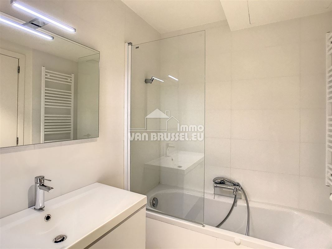 Image 7 : Appartement IN 1160 AUDERGHEM (Belgium) - Price 890 €