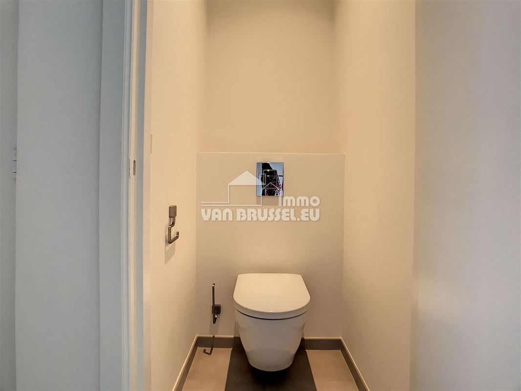 Image 3 : Appartement à 1200 WOLUWE-SAINT-LAMBERT (Belgique) - Prix 1.200 €