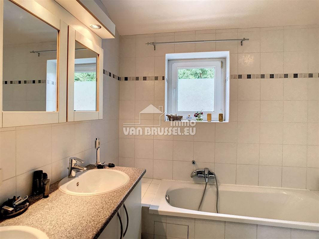 Image 11 : Villa IN 3080 TERVUEREN (Belgium) - Price 2.400 €