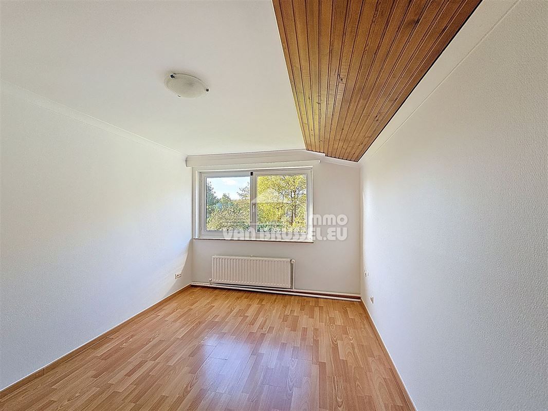 Foto 16 : Villa te 1970 Wezembeek-Oppem (België) - Prijs € 3.100