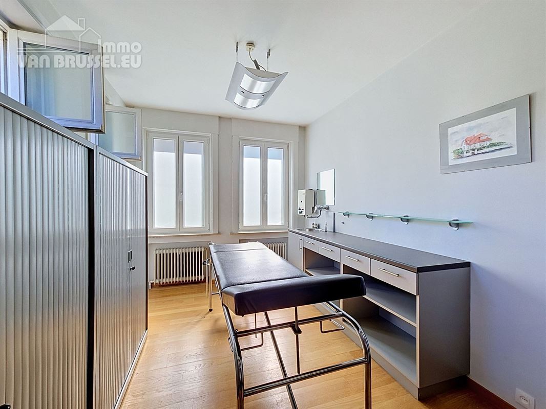 Image 12 : Villa IN 1150 WOLUWE-SAINT-PIERRE (Belgium) - Price 899.000 &euro;