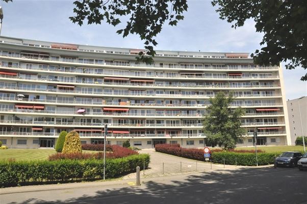 APPARTEMENT 2 Chambres  LUMINEUX de ± 102 m² avec Séjour - Cuisine - Sdb -  Terrasse Sud et Balcon - Cave et Garage