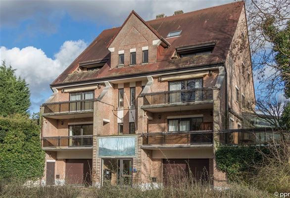 DUPLEX ± 130 m² - 3 Chambres + Bureau - Terrasse S/O avec vue - Garage - Cave - Situé au calme au sein d'un petit immeuble de Standing