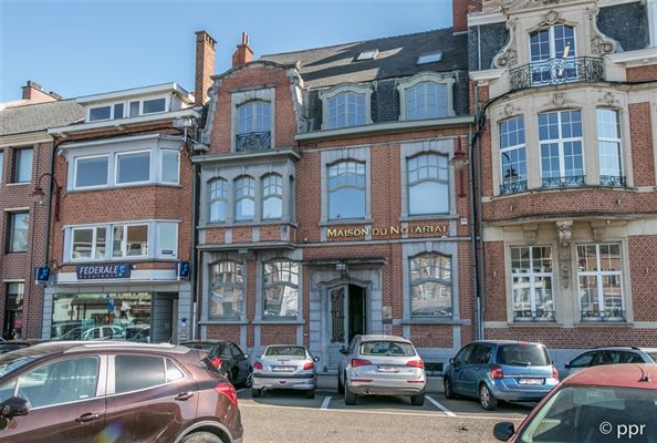 BUREAUX EN DUPLEX de ± 165 m² au 2ème étage avec 5 Bureaux et 2 emplacements de Parking privatifs à l’arrière