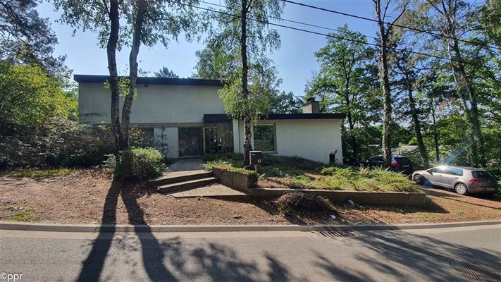 VILLA CONTEMPORAINE ET LUMINEUSE 3 Ch.+ Bureau idéal Profession libérale - calme et verdoyant - Jardin ensoleillé et boisé sur ± 24,19 ares