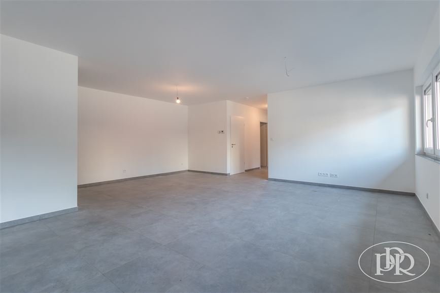 NEUF avec Parking, Cave & Jardin commun