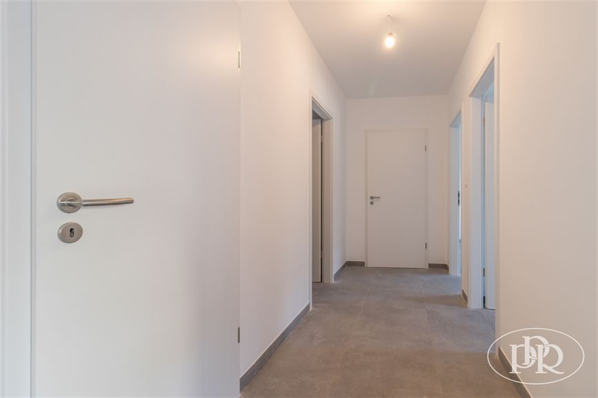 NEUF avec Parking, Cave & Jardin commun