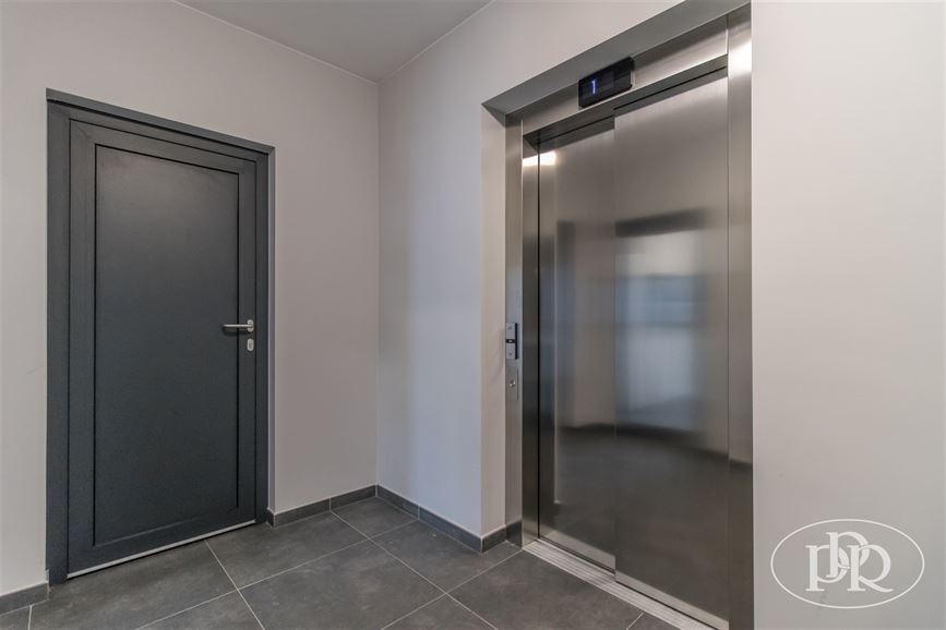 NEUF avec Parking, Cave & Jardin commun