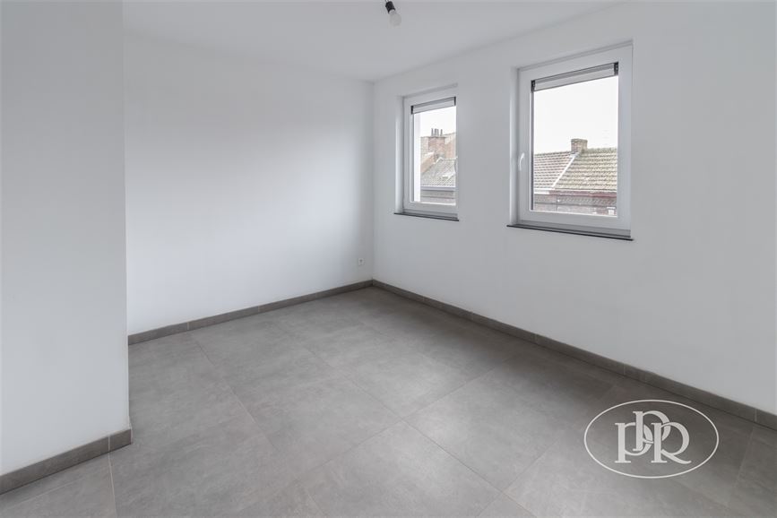 *** LOUÉ *** NEUF avec Parking, Cave & Jardin commun