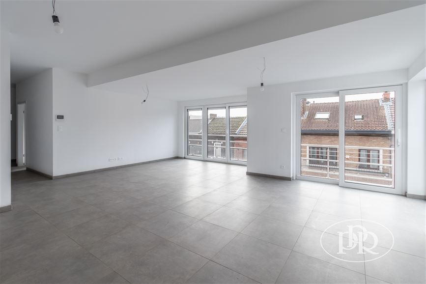 *** LOUÉ *** NEUF avec Parking, Cave & Jardin commun