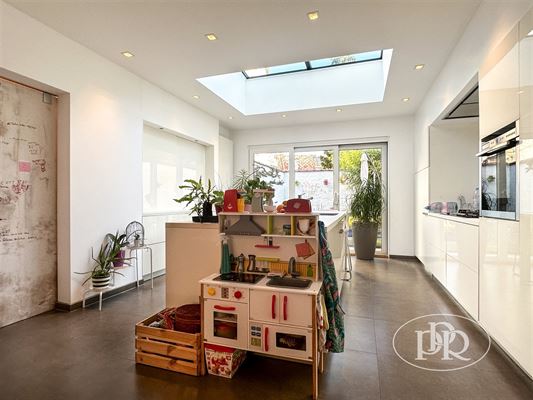 Maison COUP DE CŒUR 4 Chambres + Bureau et Dressing de ± 189 m² habitables avec Jardin et Terrasse