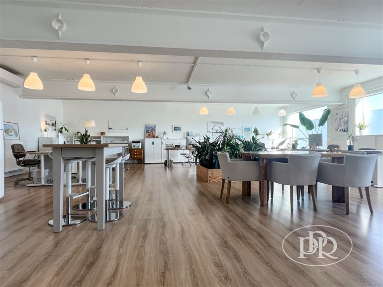 RDC POLYVALENT - RÉNOVÉ ! Proche du centre-ville