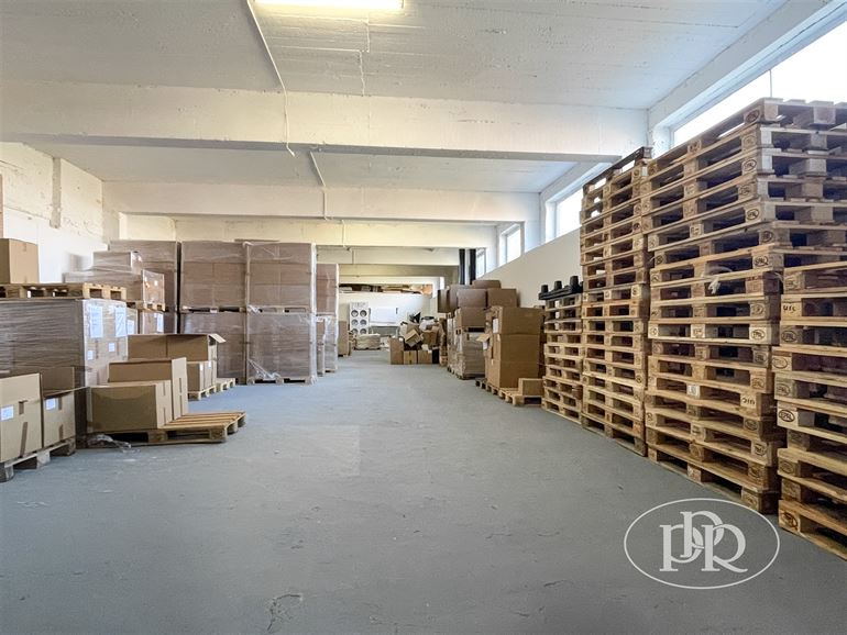 RDC POLYVALENT - RÉNOVÉ ! Proche du centre-ville