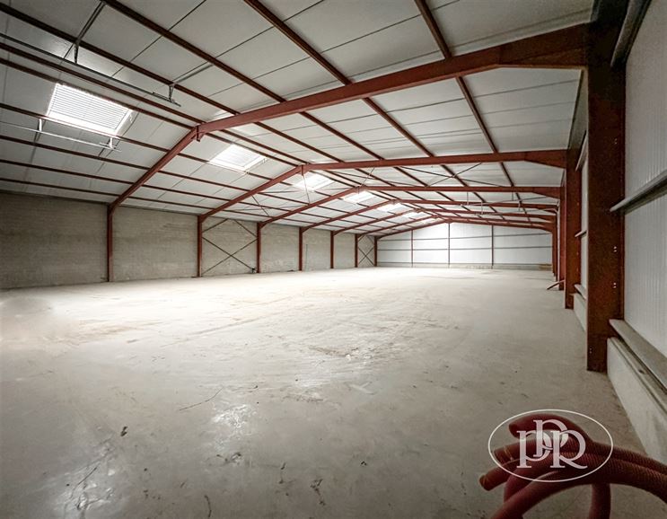 *** LOUÉ *** Zoning Sauvenière - Très belles opportunités - 3 lots