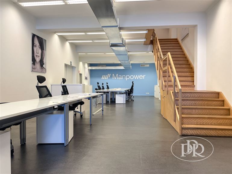 Emplacement d'exception + Poss. Parking privatif