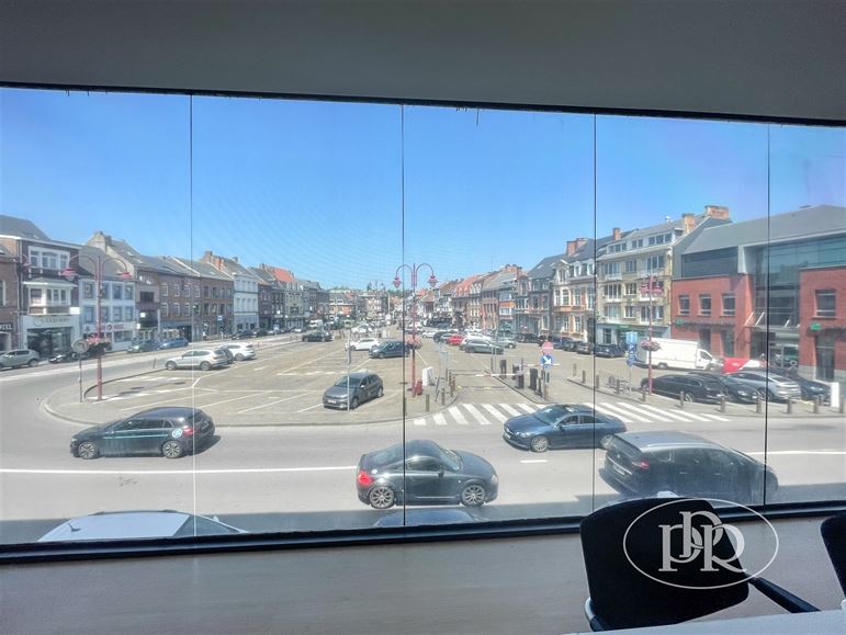 Emplacement d'exception + Poss. Parking privatif