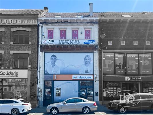 REZ COMMERCIAL + 1er ÉTAGE aménagé en Bureaux de ± 348,5 m² bruts comprenant 287 m² de Bureaux