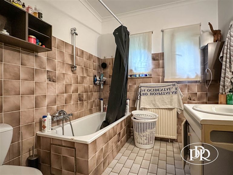 Emplacement d'exception + possibilité aménagement parking