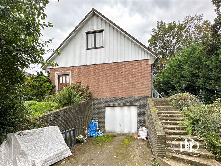 Emplacement d'exception + possibilité aménagement parking