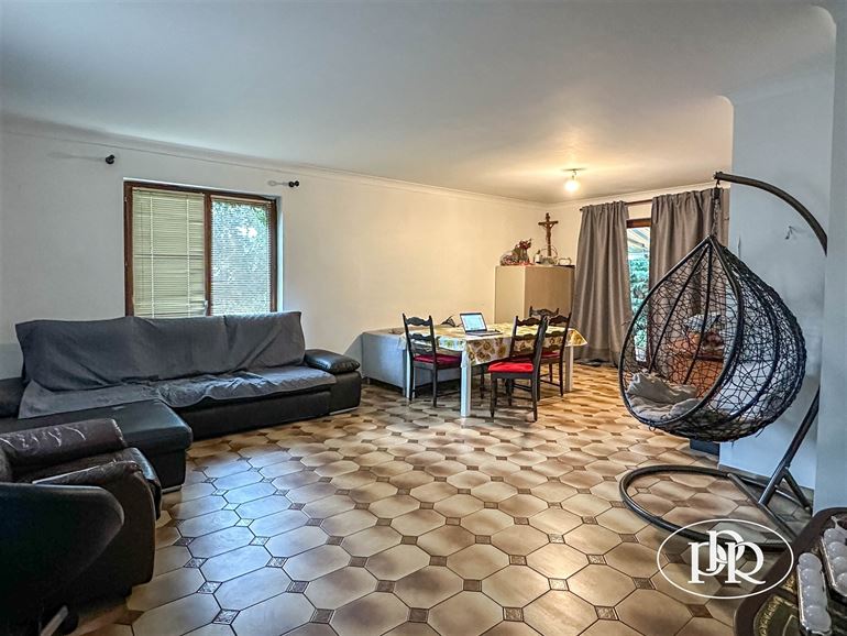 Emplacement d'exception + possibilité aménagement parking