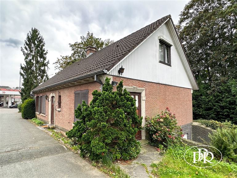 Emplacement d'exception + possibilité aménagement parking