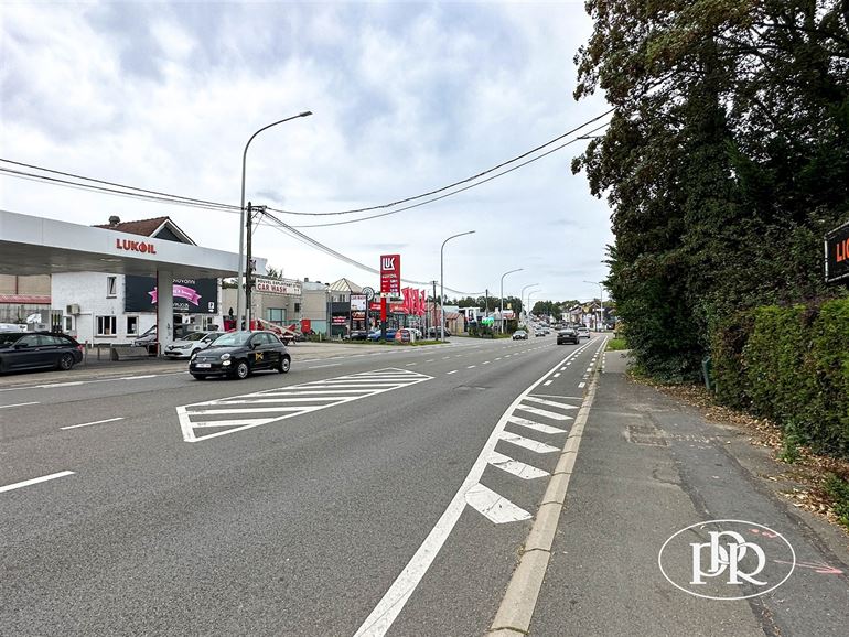 Emplacement d'exception + possibilité aménagement parking